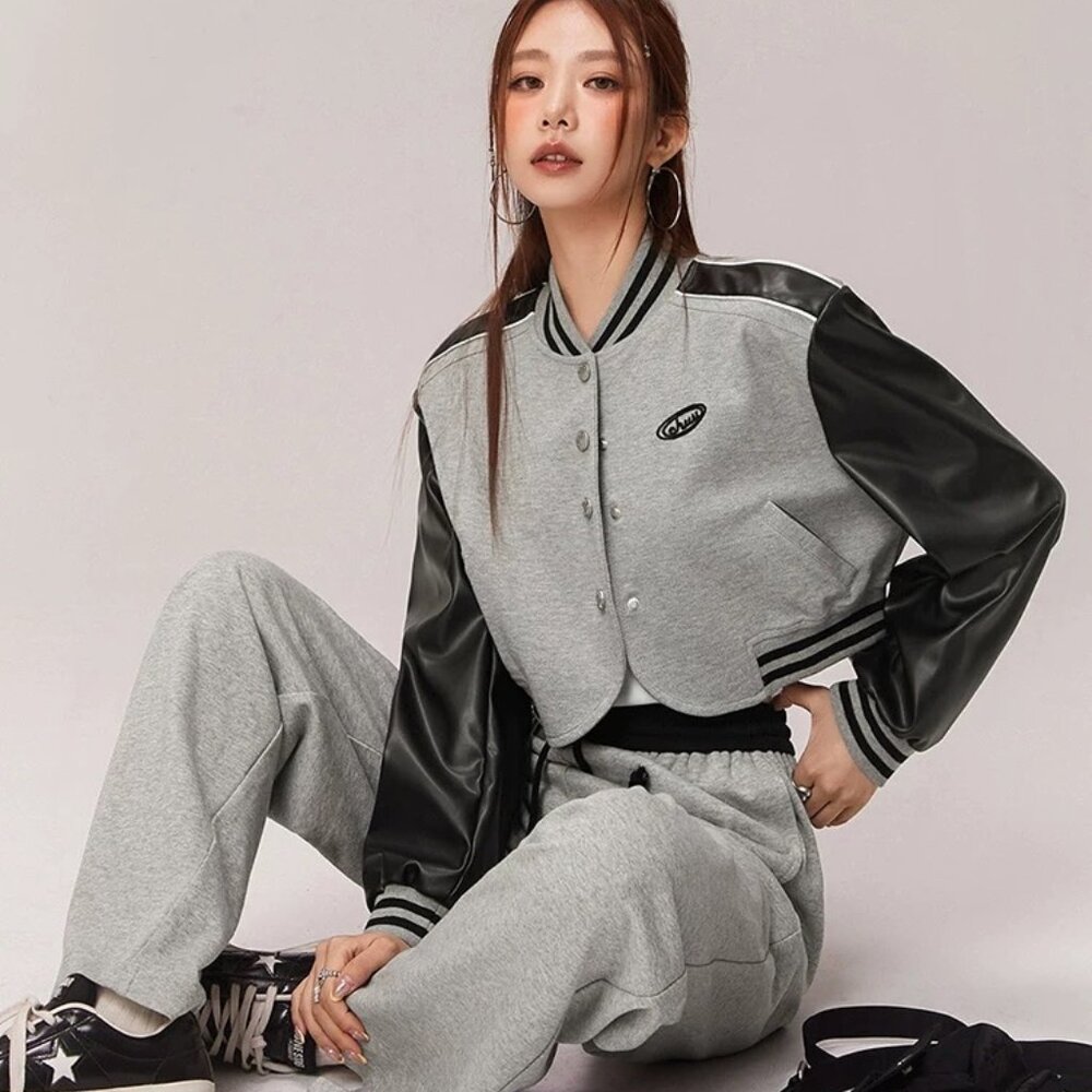 NWT Korean fashion (CHUU) Women's Loose Short Jacket, Casual and Stylish